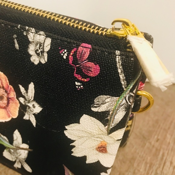BLACK FLORAL CROSSBODY w/ shoulder &wristlet strap - Picture 8 of 8